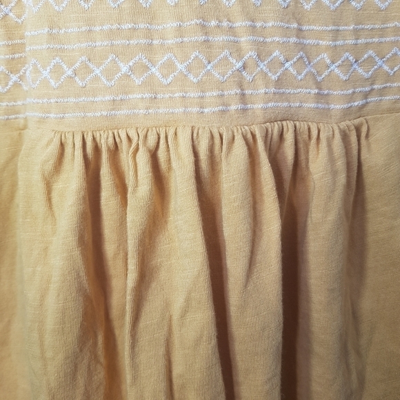 Ella Moss Embroidered T-shirt - Picture 5 of 10